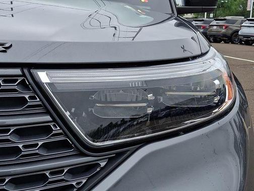 Gray Metallic 2023 Ford Explorer XLT