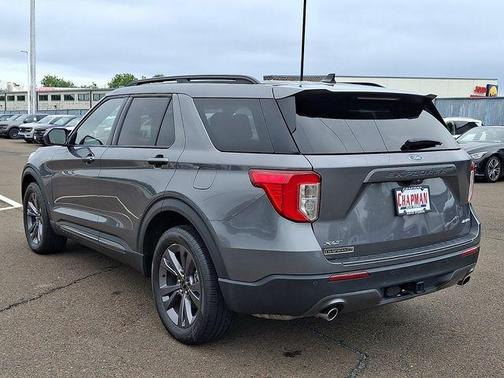 Gray Metallic 2023 Ford Explorer XLT