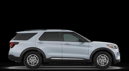 White Metallic 2026 Ford Explorer Active
