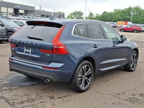 2019 Volvo XC60 T5 Momentum