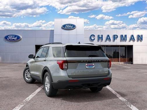 Avalanche Gray 2027 Ford Explorer