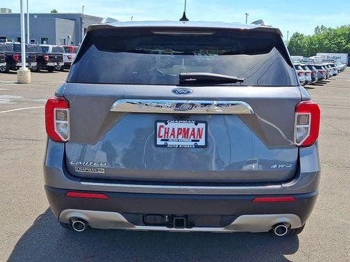 Gray Metallic 2021 Ford Explorer Limited