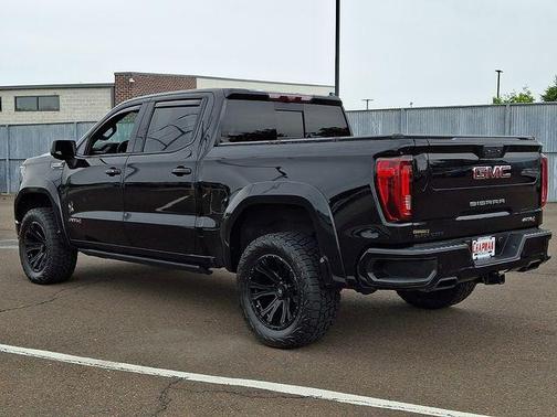 Onyx Black 2022 GMC Sierra 1500 AT4