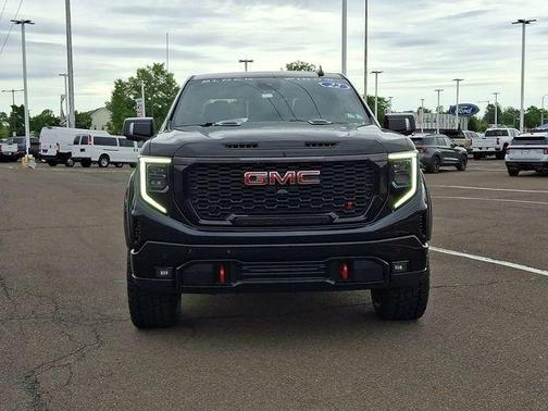 Onyx Black 2022 GMC Sierra 1500 AT4