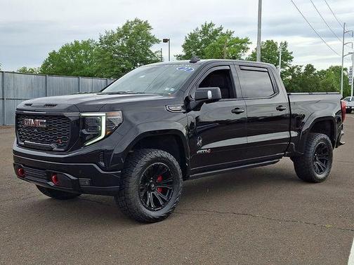 Onyx Black 2022 GMC Sierra 1500 AT4