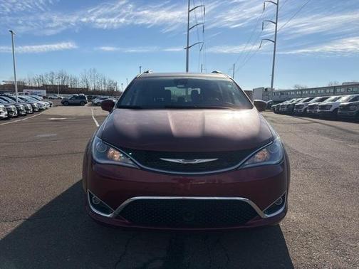 2020 Chrysler Pacifica Touring-L Plus
