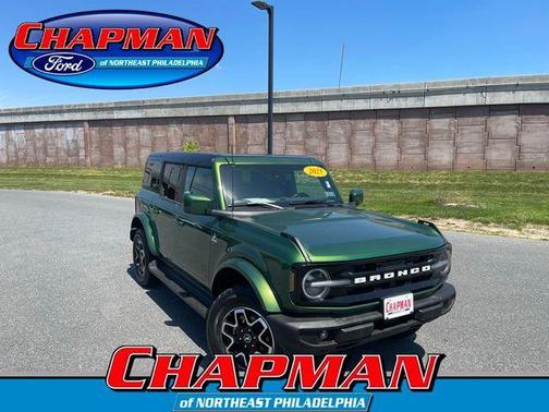 Green Metallic 2025 Ford Bronco Outer Banks