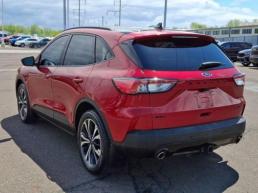 Rapid Red Metallic Tinted Clearcoat 2022 Ford Escape SEL