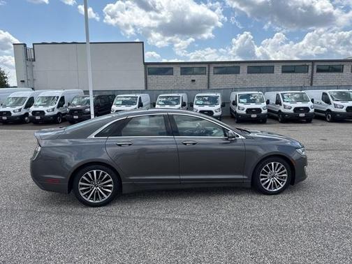 2018 Lincoln MKZ Select