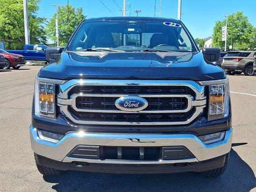 Blue Metallic 2022 Ford F-150 XLT