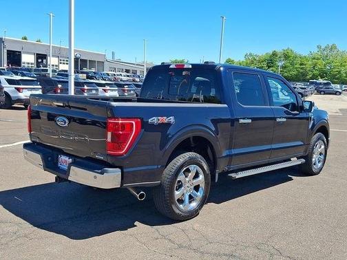 Blue Metallic 2022 Ford F-150 XLT