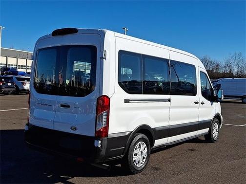 2022 Ford Transit-350 XLT
