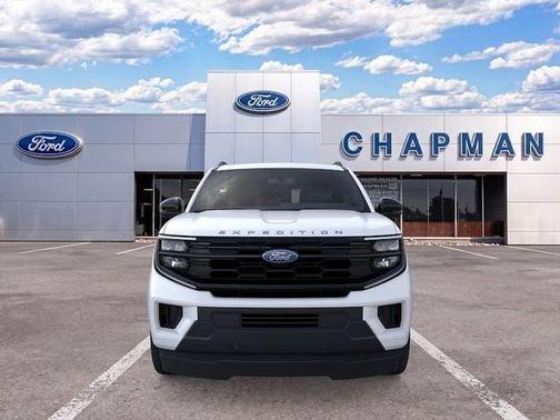 Star White 2026 Ford Expedition Active