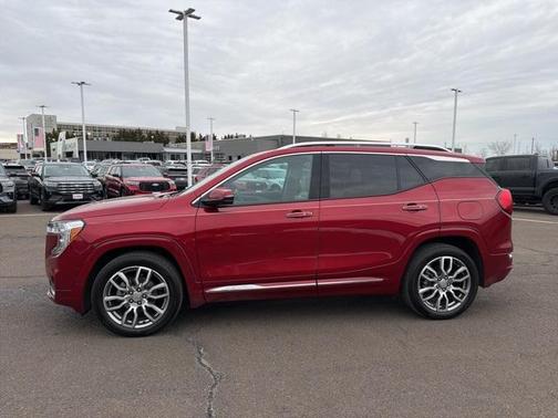 2023 GMC Terrain Denali