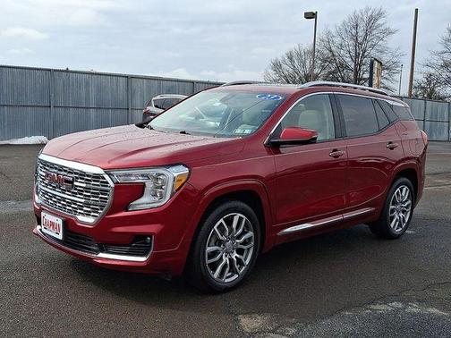 2023 GMC Terrain Denali