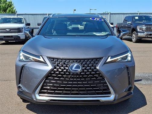 2019 Lexus UX 250h Base