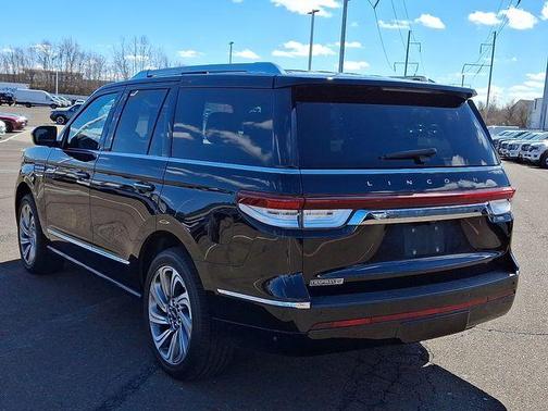 2022 Lincoln Navigator Reserve