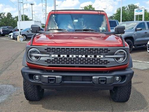 Hot Pepper Red Metallic Tinted Clearcoat 2023 Ford Bronco Badlands
