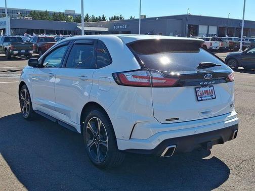 White Metallic 2022 Ford Edge ST