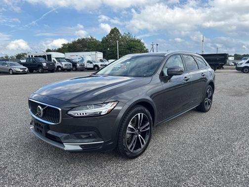 2023 Volvo V90 Cross Country B6 Ultimate