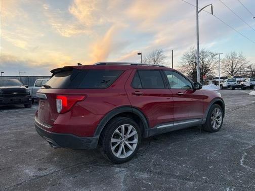 2023 Ford Explorer Platinum