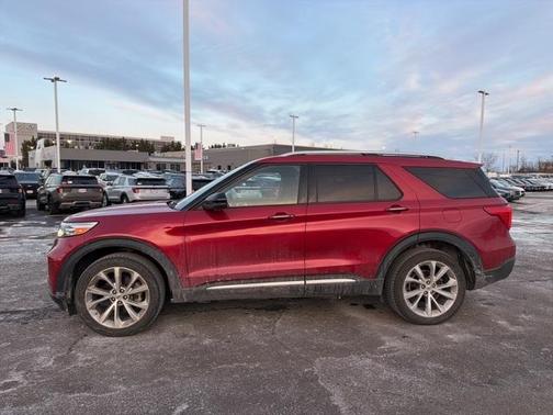 2023 Ford Explorer Platinum