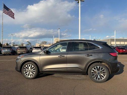 2020 Ford Escape Titanium