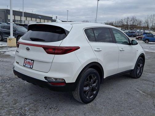 2022 Kia Sportage LX