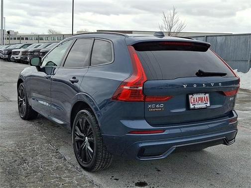 2024 Volvo XC60 B5 Plus Dark Theme
