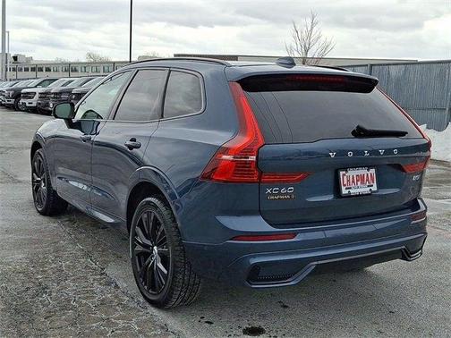 2024 Volvo XC60 B5 Plus Dark Theme