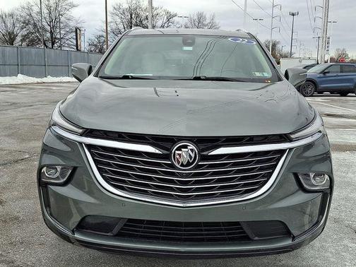 2022 Buick Enclave Essence