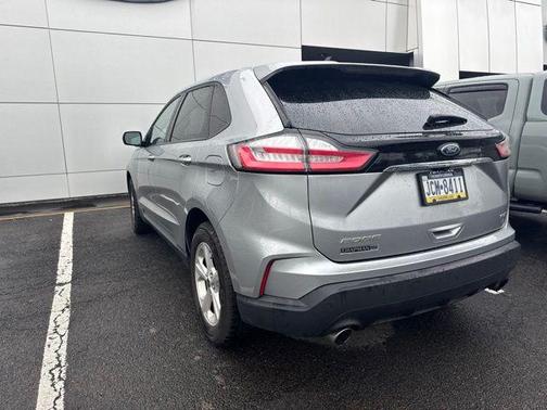 Silver 2020 Ford Edge SE