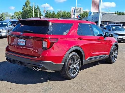 2025 Ford Explorer ST