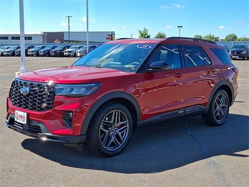 2025 Ford Explorer ST