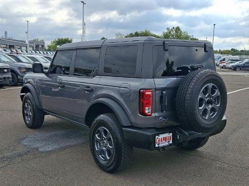 Gray Metallic 2024 Ford Bronco Big Bend