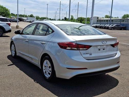 Symphony Silver 2018 Hyundai ELANTRA SE