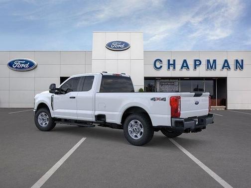 Oxford White 2026 Ford F-250 XLT