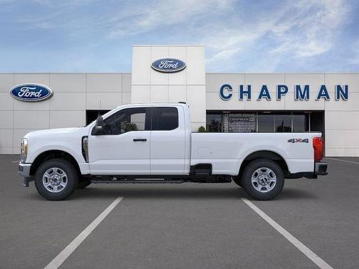 Oxford White 2026 Ford F-250 XLT