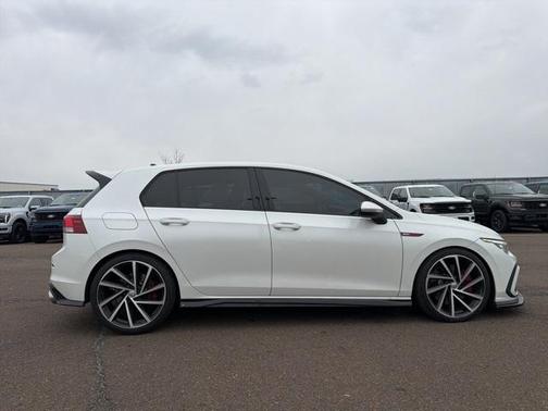 2023 Volkswagen Golf GTI 2.0T S