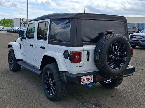 Bright White Clearcoat 2023 Jeep Wrangler 4xe Sahara