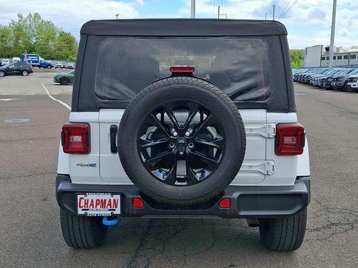 Bright White Clearcoat 2023 Jeep Wrangler 4xe Sahara