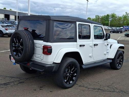 Bright White Clearcoat 2023 Jeep Wrangler 4xe Sahara