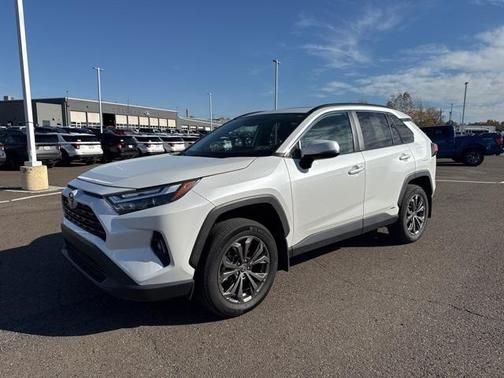 2024 Toyota RAV4 Hybrid XLE Premium