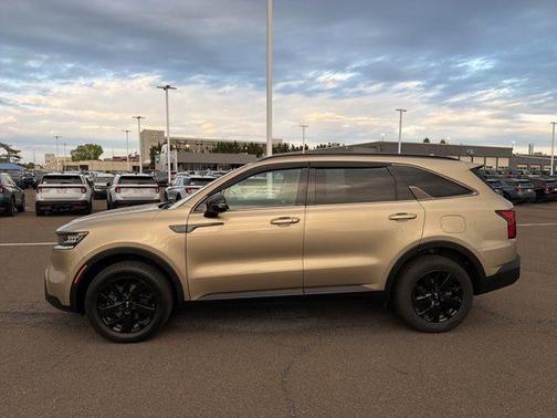 Crystal Beige 2021 Kia Sorento S