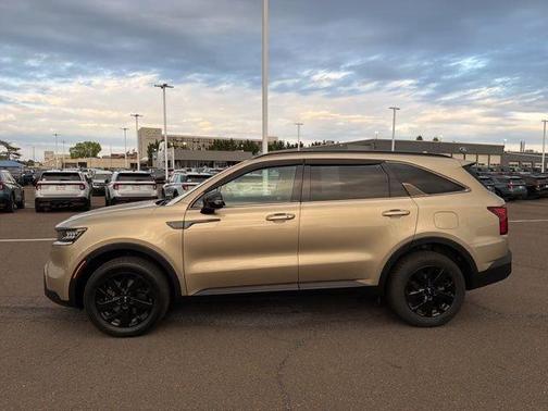 Crystal Beige 2021 Kia Sorento S