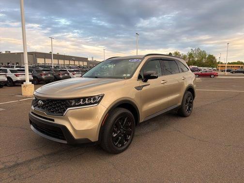 Crystal Beige 2021 Kia Sorento S