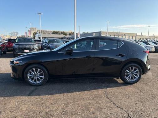 2022 Mazda Mazda3 2.5S FWD