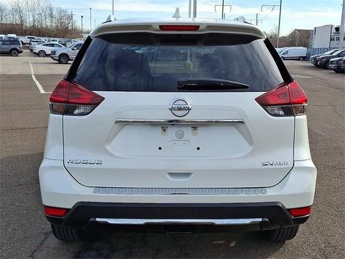 2018 Nissan Rogue SV