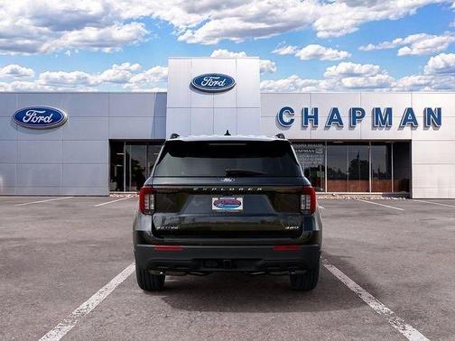 Agate Black Metallic 2027 Ford Explorer