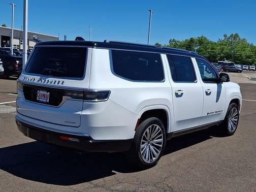 Bright White Clearcoat 2024 Jeep Grand Wagoneer L Series III